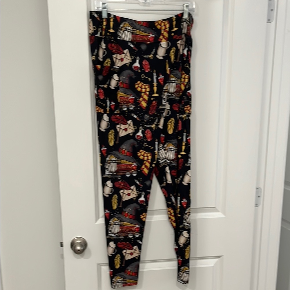 NWOT Harry Potter Patterned Leggings